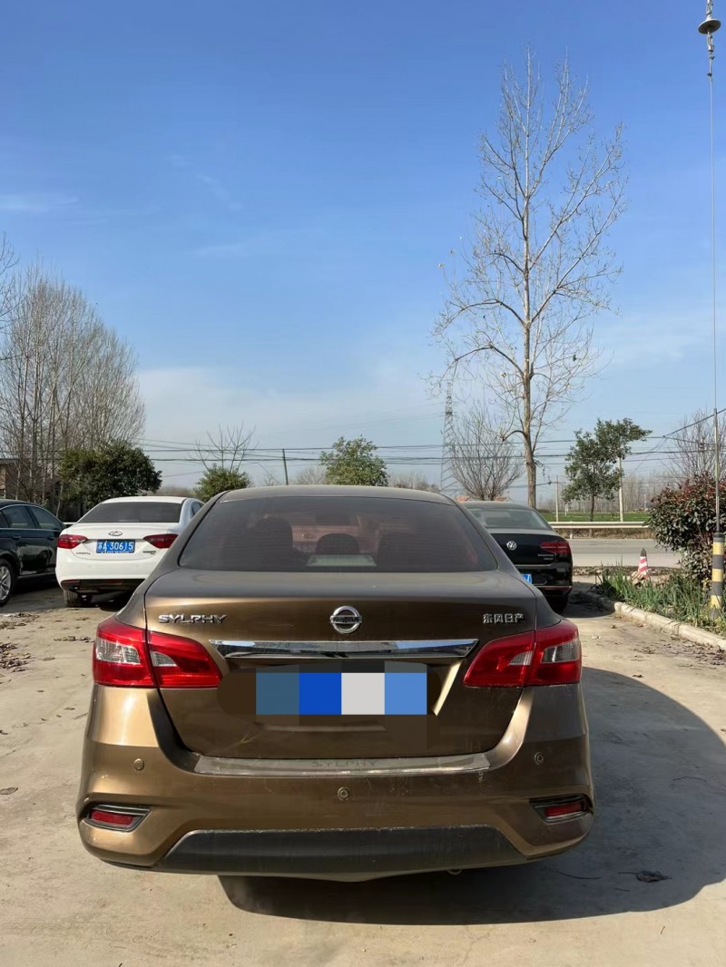 邯郸17年日产轩逸6