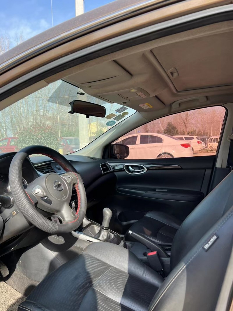 邯郸17年日产轩逸8