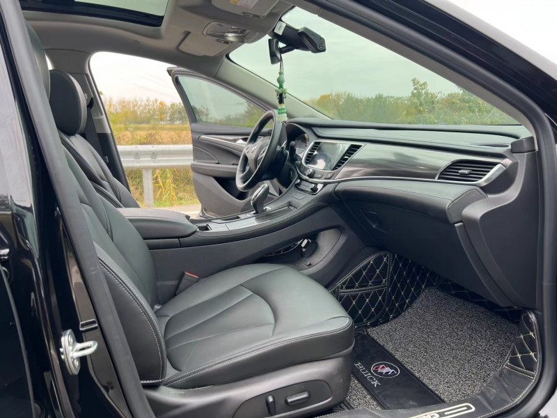 徐州21年别克君越5