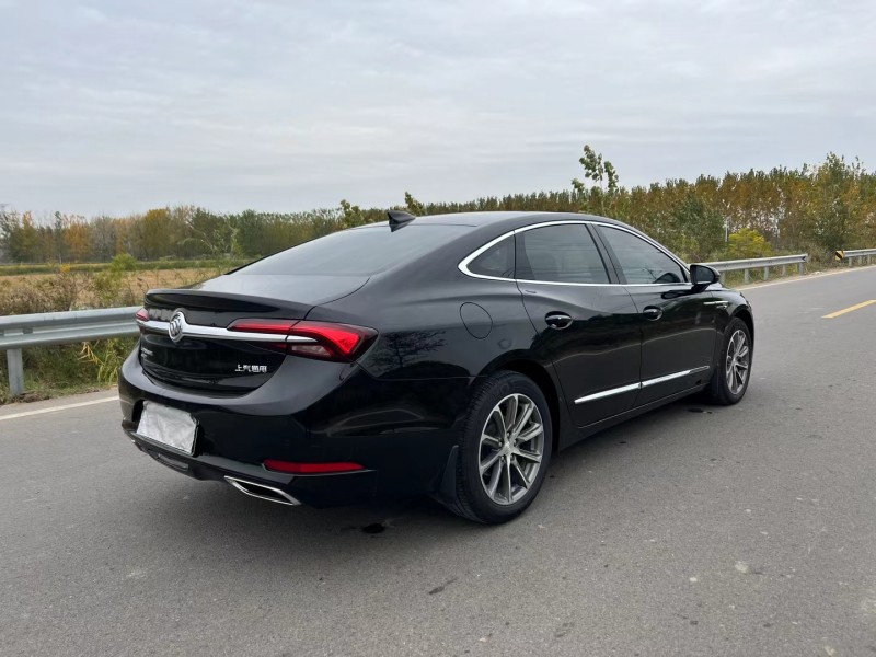 徐州21年别克君越8