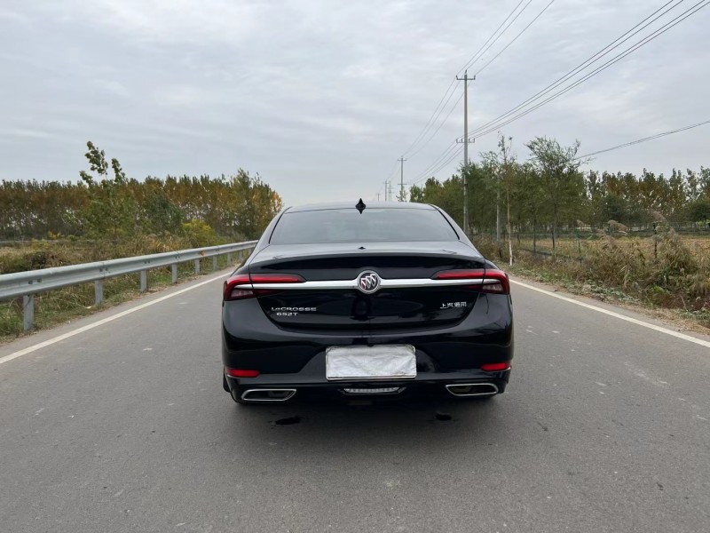 徐州21年别克君越9