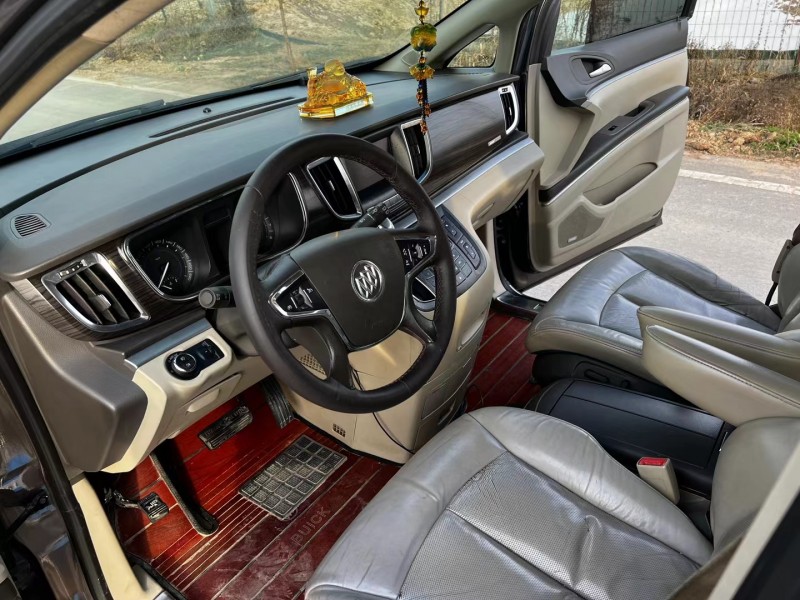 徐州11年别克GL84