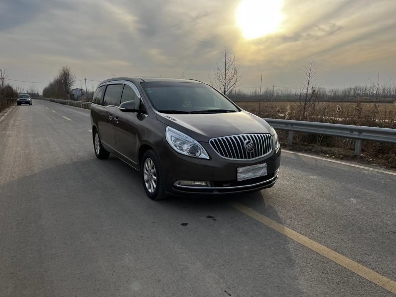 徐州11年别克GL83