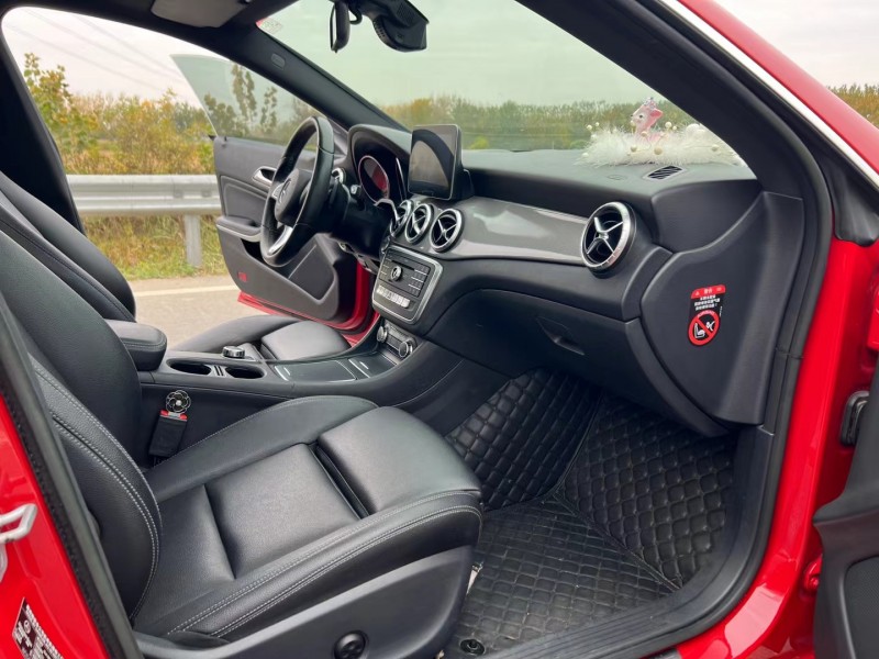 徐州17年奔驰CLA5