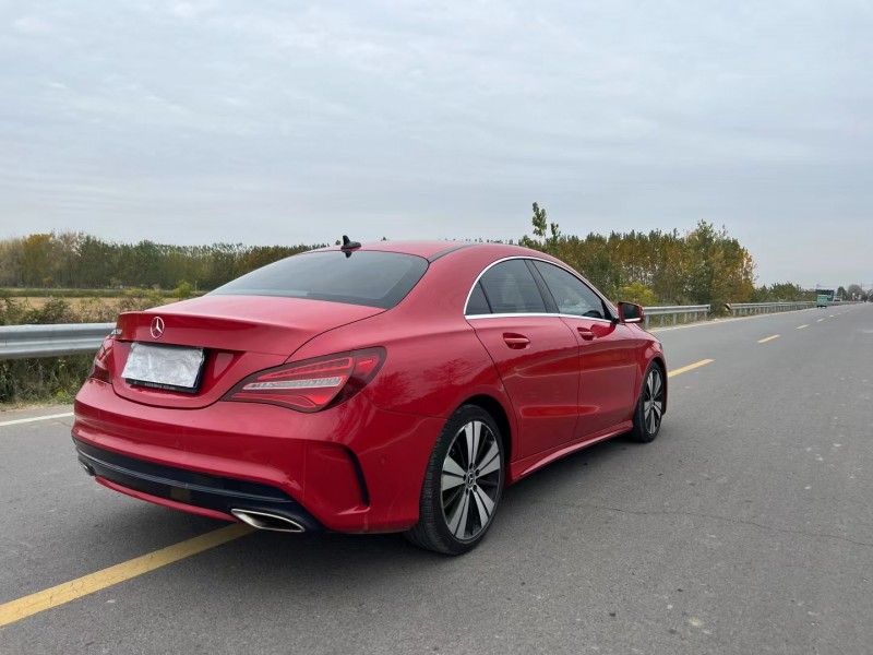 徐州17年奔驰CLA8