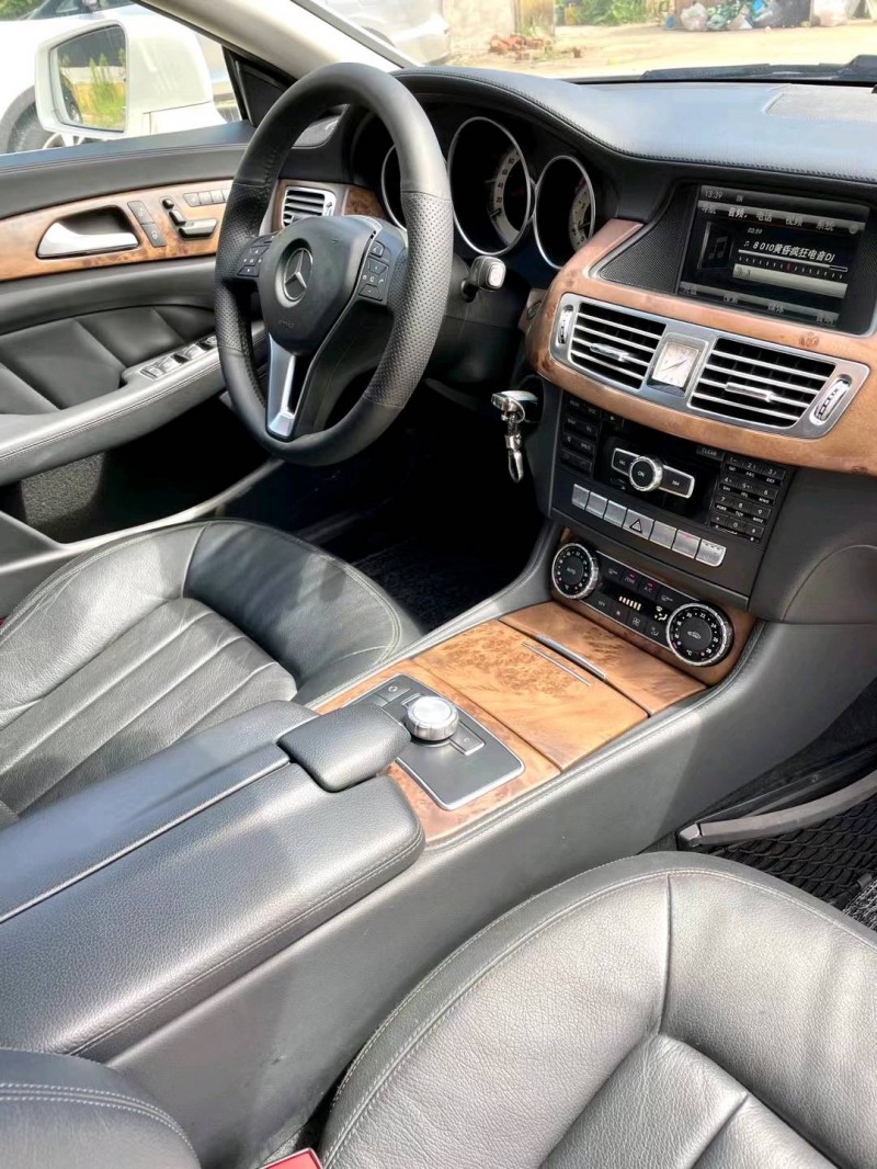临沂15年奔驰CLS5