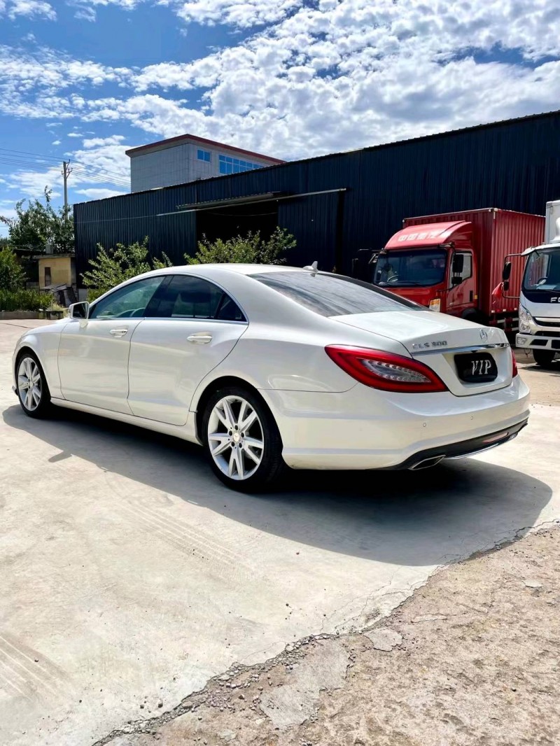 临沂15年奔驰CLS9