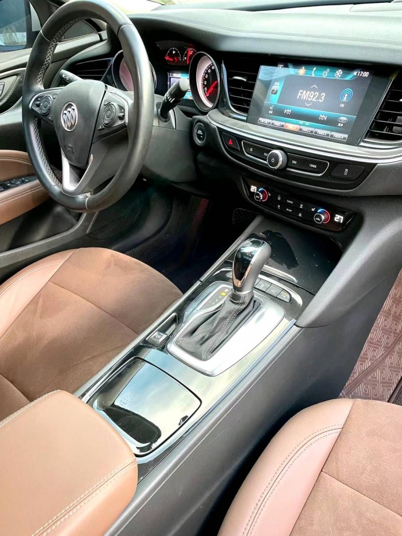 临沂19年别克君威7