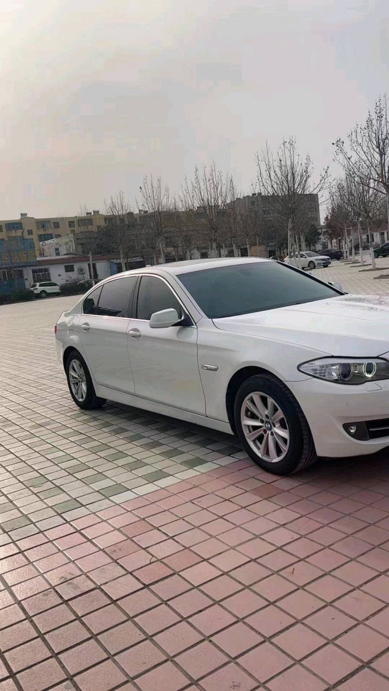 北京12年宝马5系3