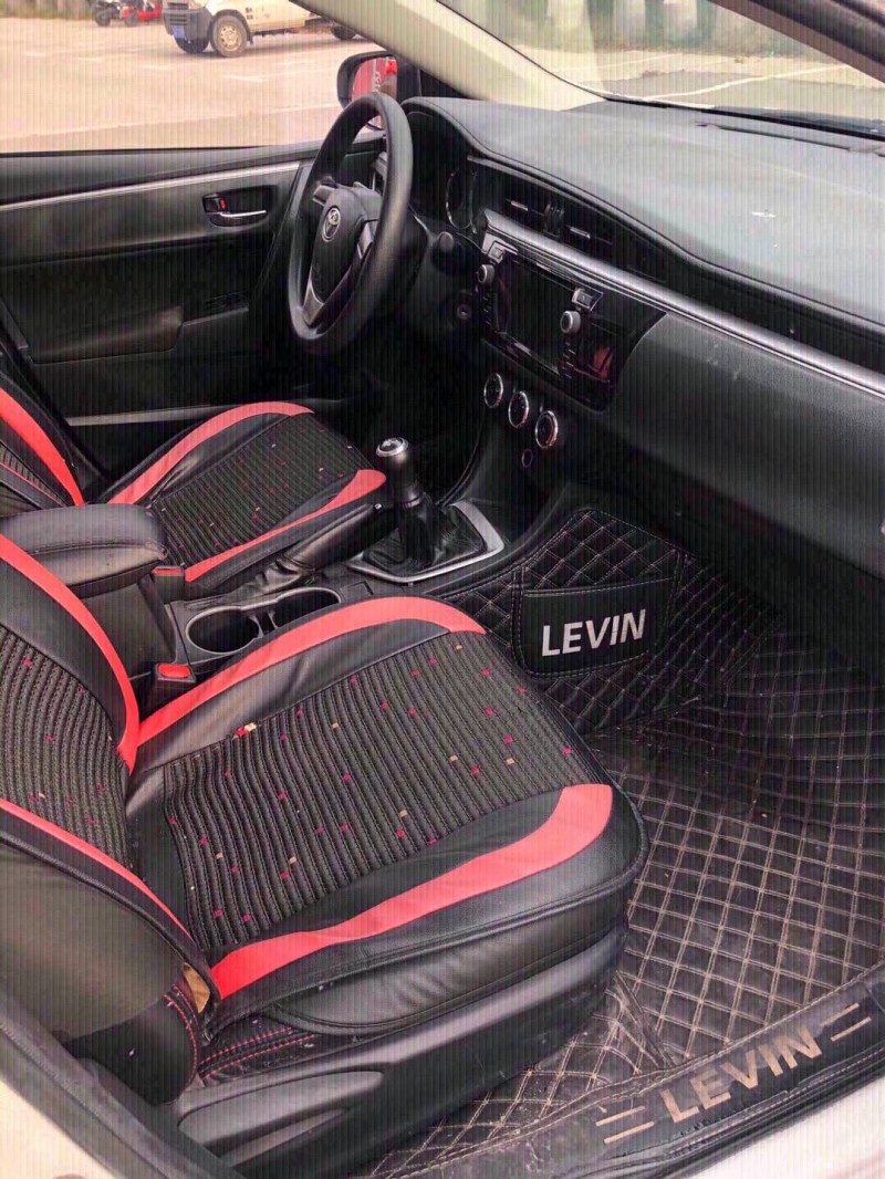 北京16年丰田雷凌5