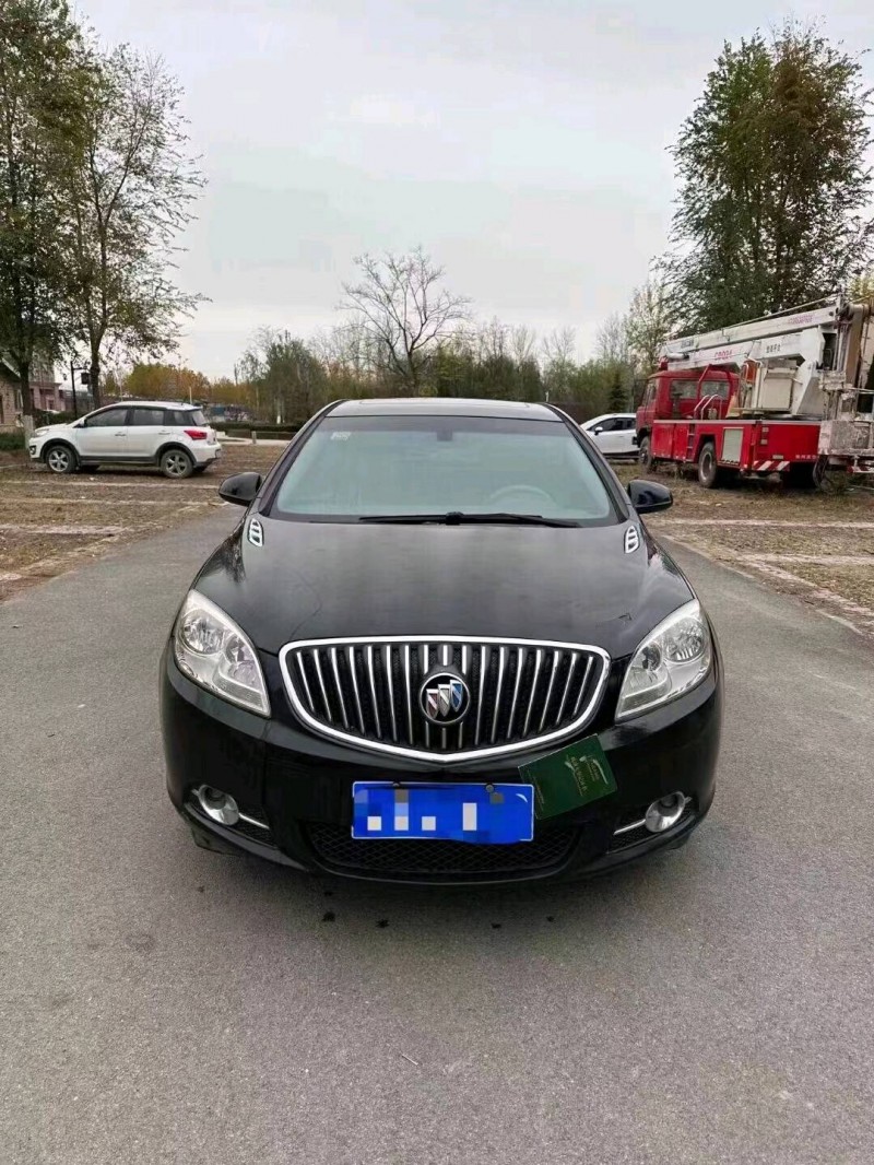 北京13年别克英朗1