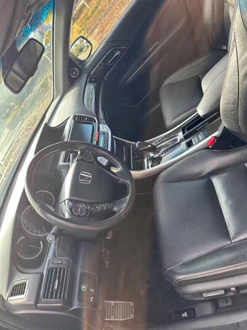 北京13年本田雅阁6