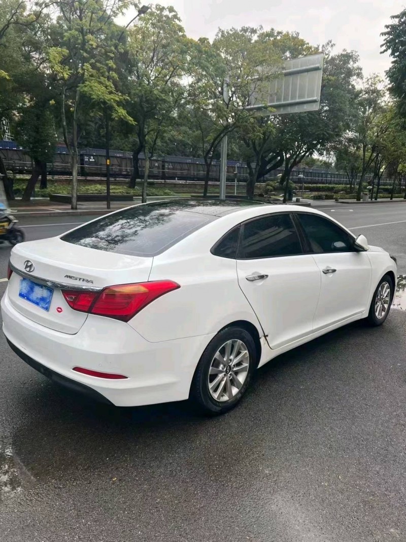 济南15年现代名图6