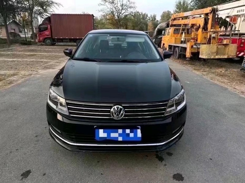 北京16年大众朗逸1