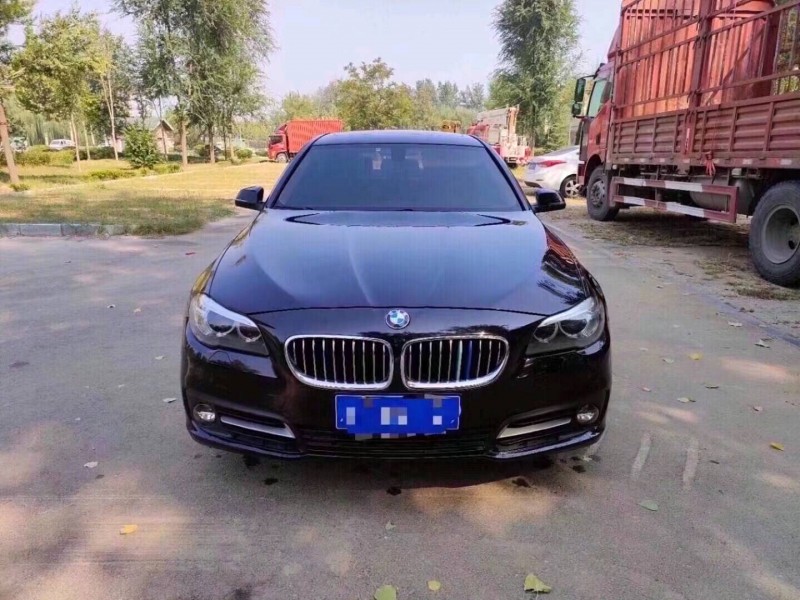 北京17年宝马5系9