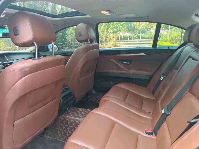 北京17年宝马5系5