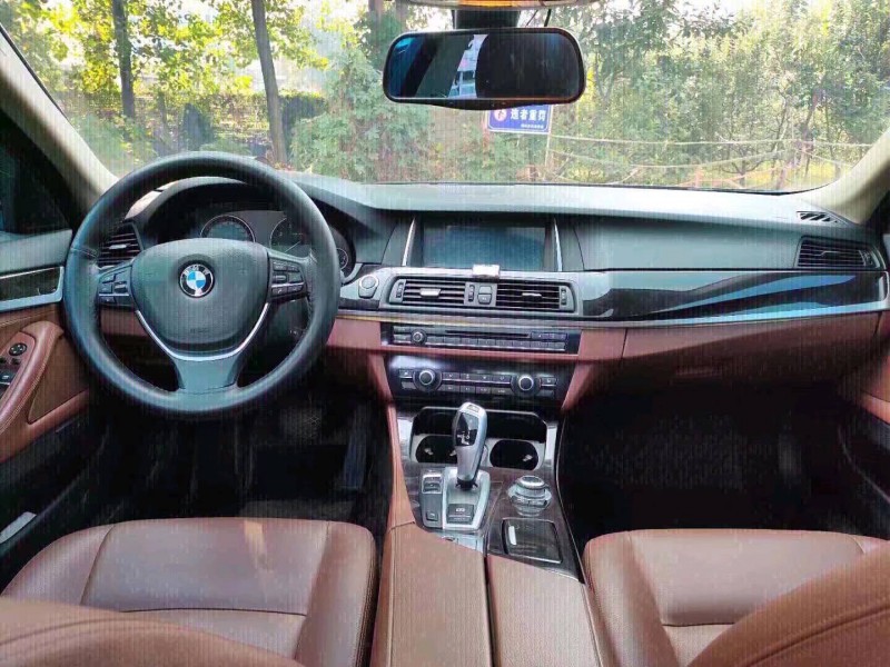 北京17年宝马5系4