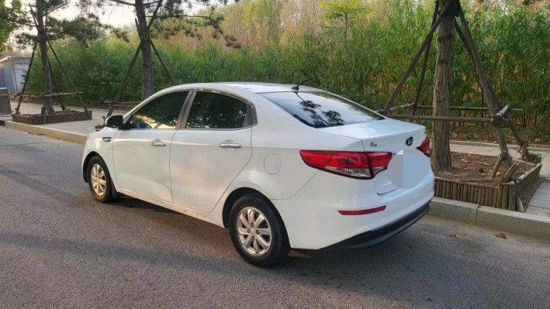 邯郸16年起亚K22