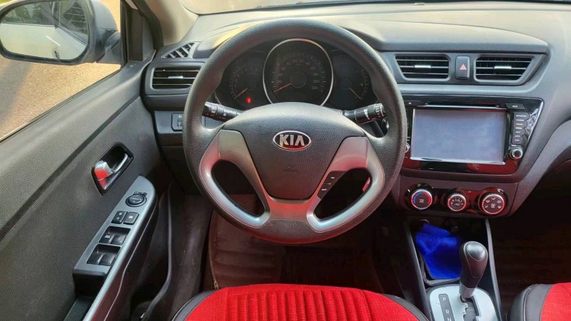 邯郸16年起亚K26