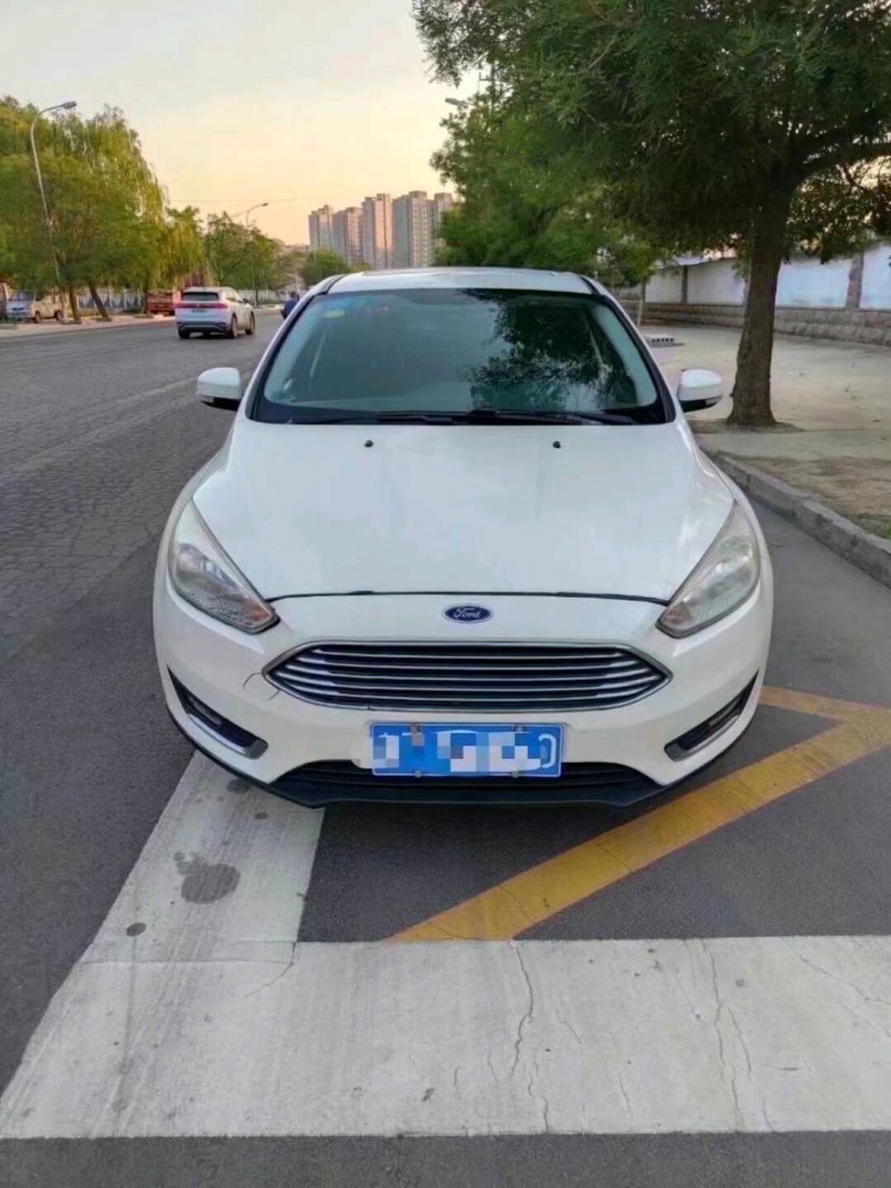 北京16年福特福克斯1