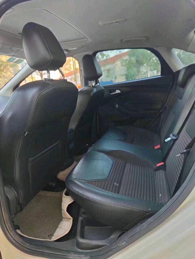 北京16年福特福克斯5