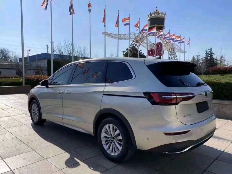 邯郸21年大众威然3