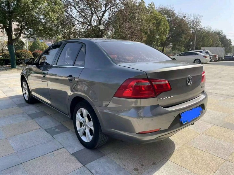 淮南15年大众宝来5