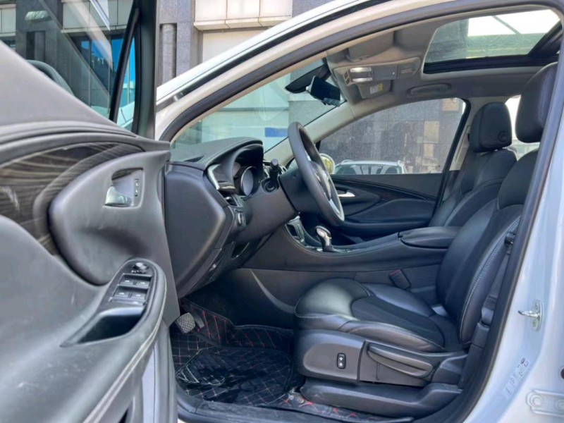 东莞21年别克昂科威7