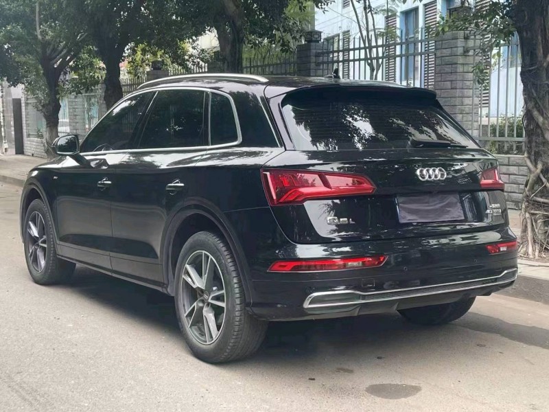 济南19年奥迪Q56