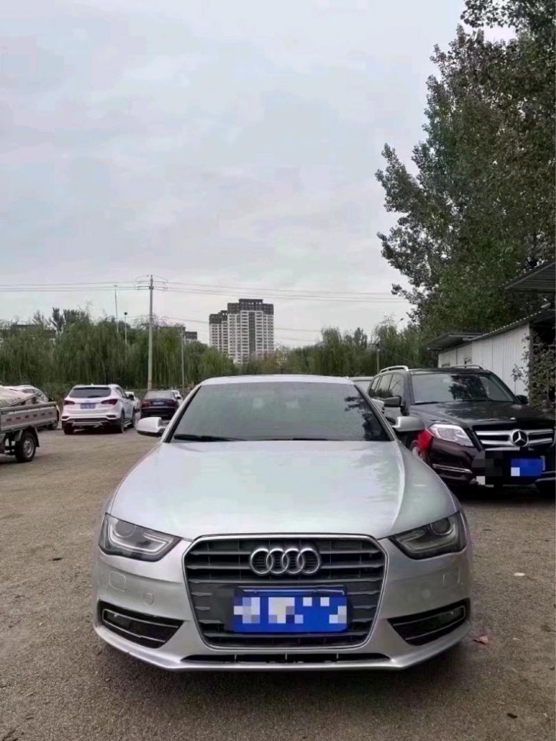 北京13年奥迪A4L1