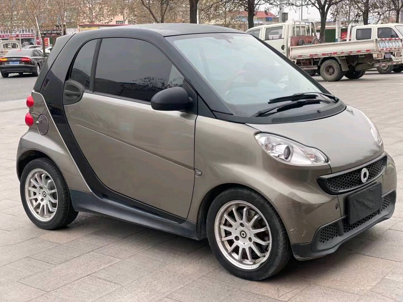 东营13年奔驰smart2