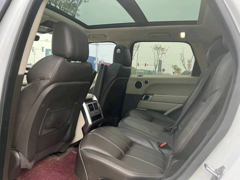 泰州18年路虎揽胜运动6