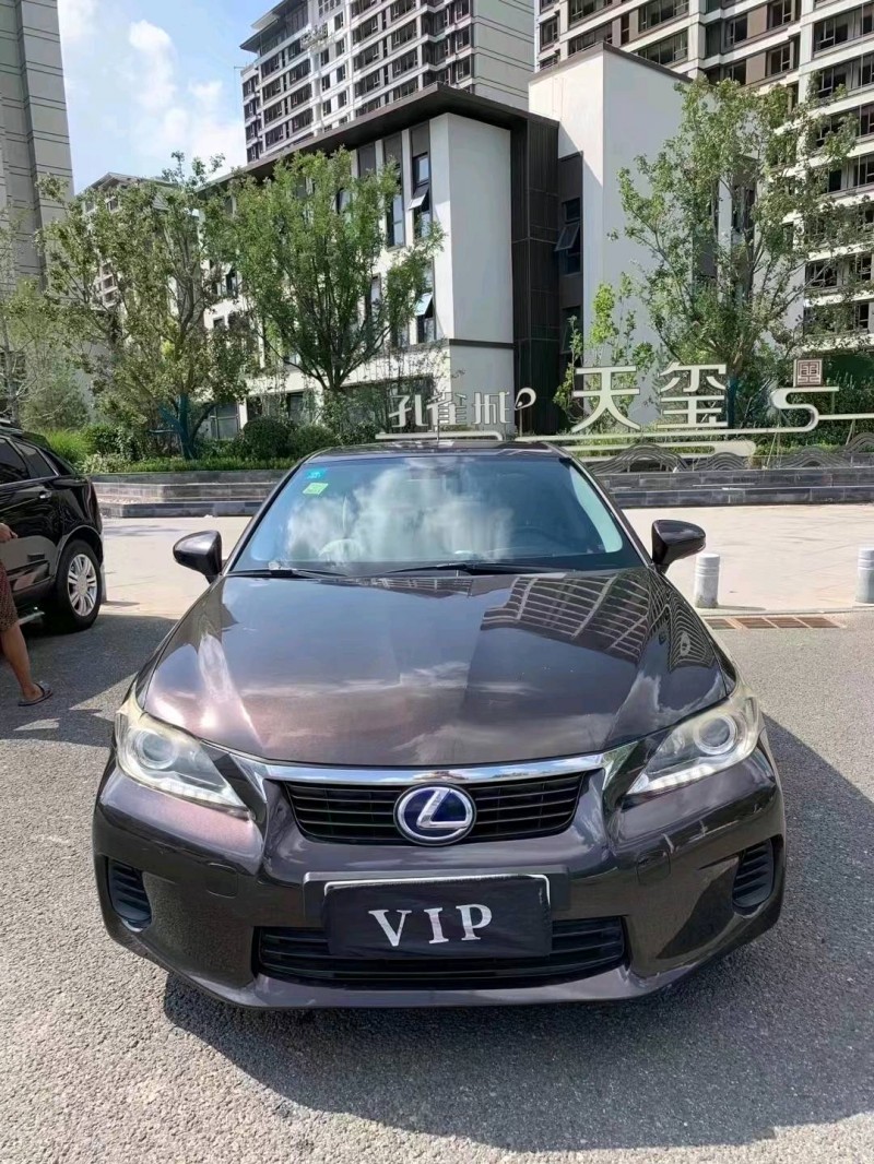 廊坊12年雷克萨斯CT1