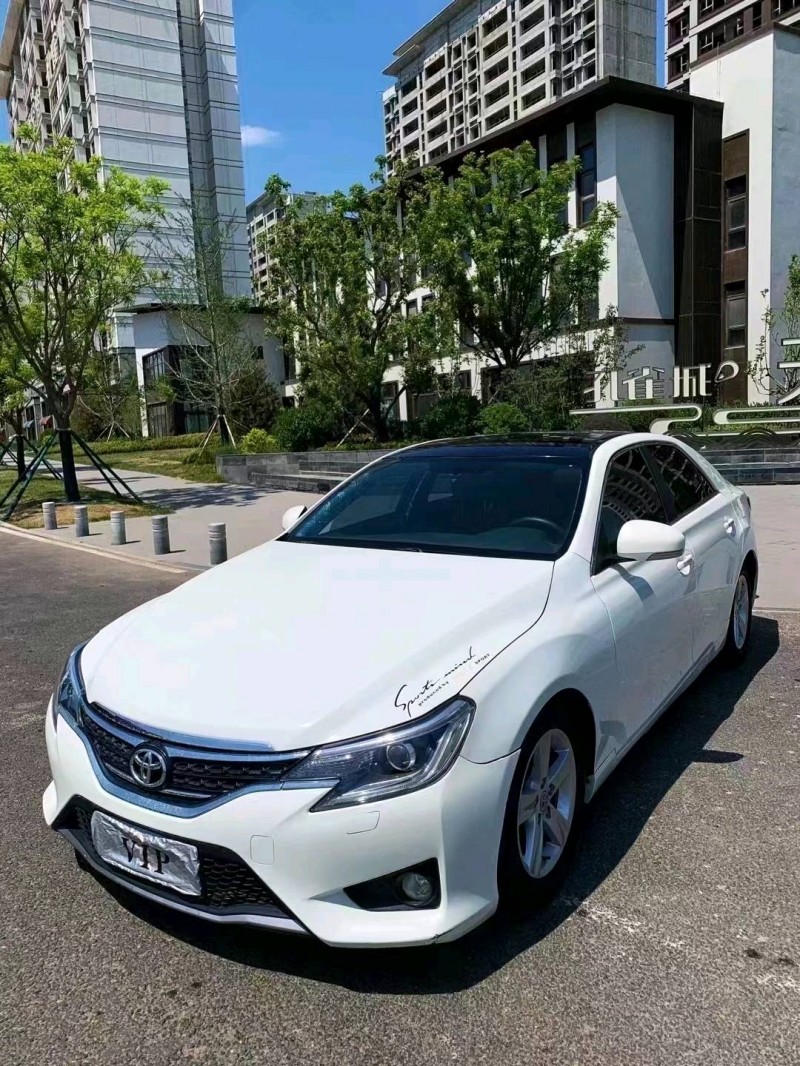 廊坊16年丰田锐志2