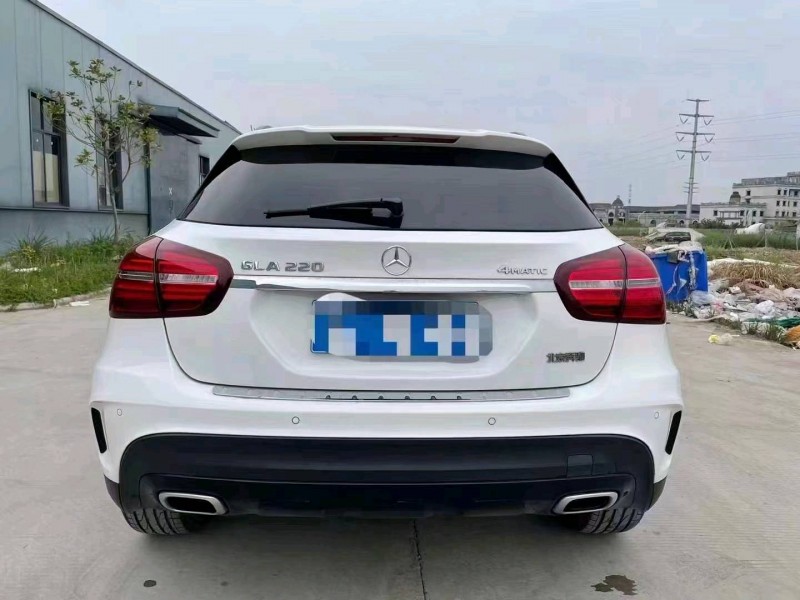 宜昌19年奔驰GLA2