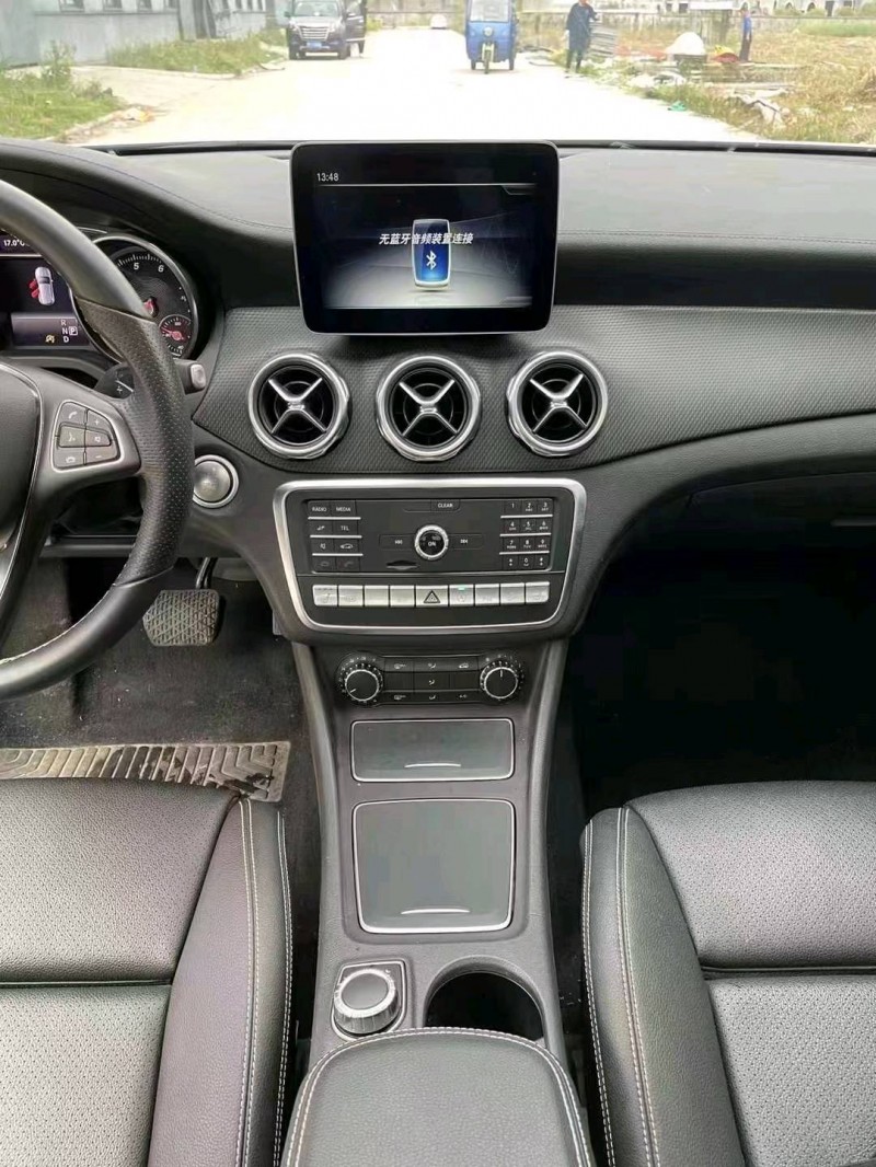 宜昌19年奔驰GLA6