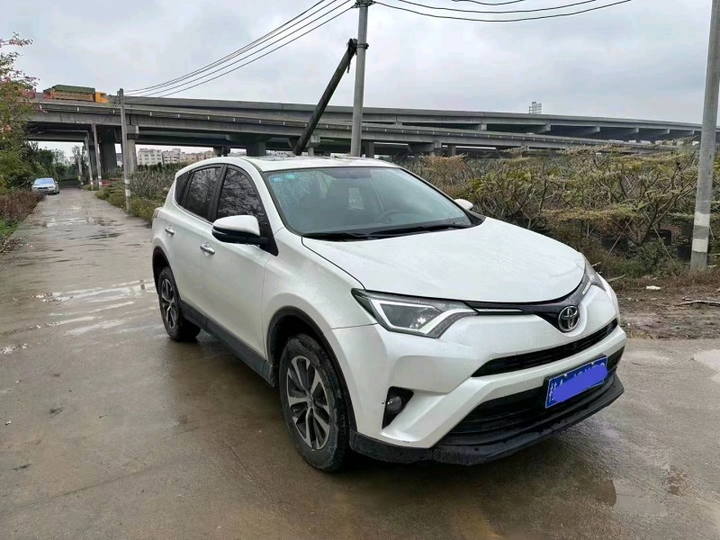 珠海18年丰田RAV4荣放2
