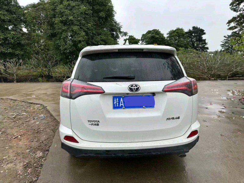 珠海18年丰田RAV4荣放8