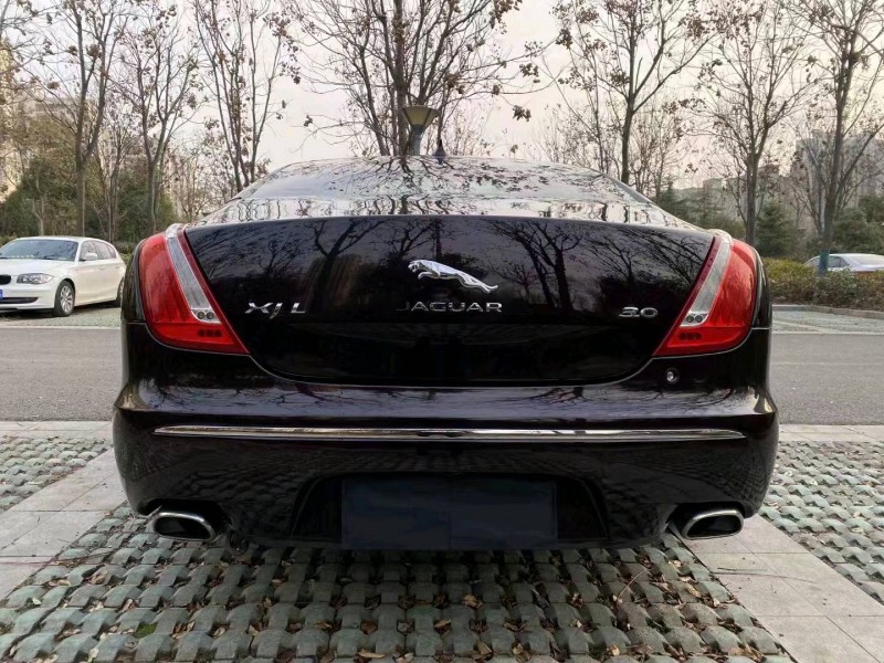 淮南14年捷豹XJL3