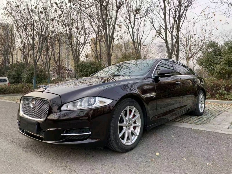 淮南14年捷豹XJL9