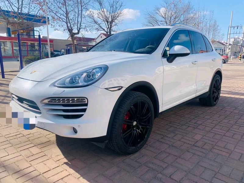 潍坊13年保时捷卡宴8