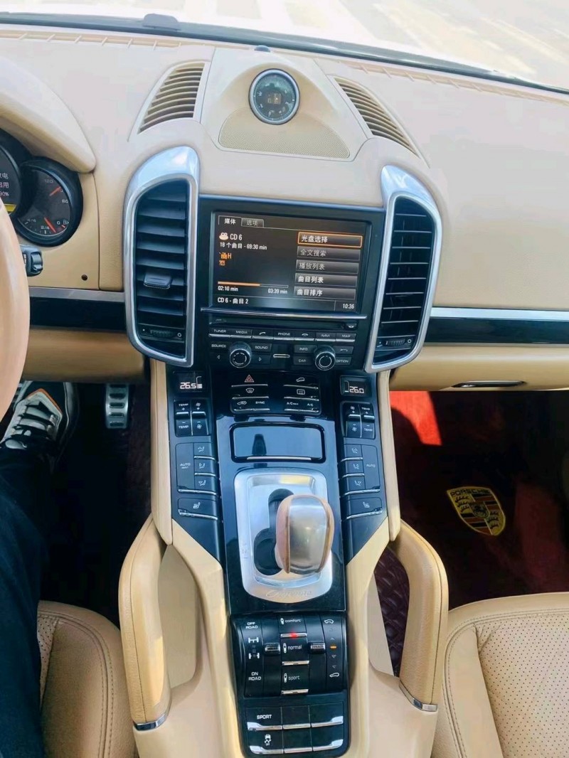 潍坊13年保时捷卡宴4