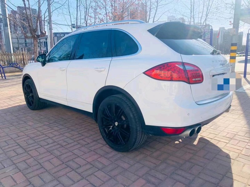 潍坊13年保时捷卡宴3