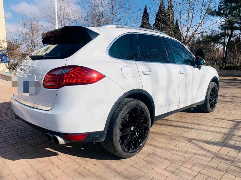 潍坊13年保时捷卡宴2