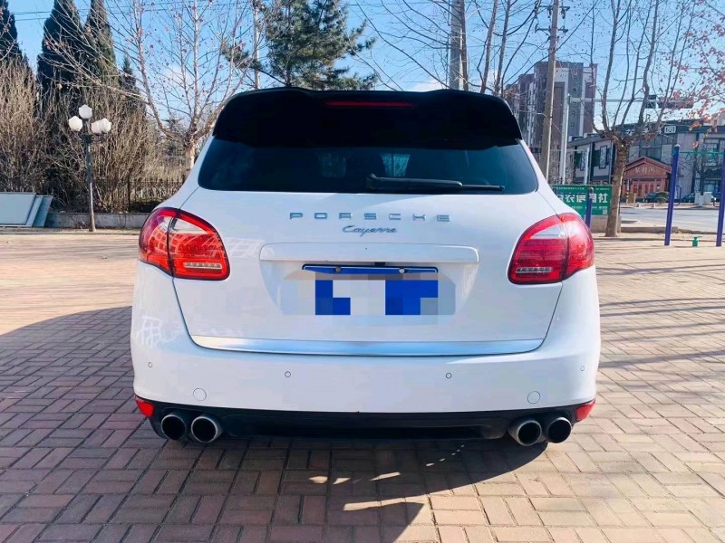 潍坊13年保时捷卡宴1