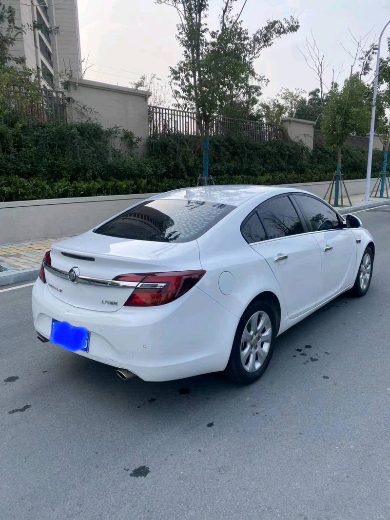 淮南17年别克君威3