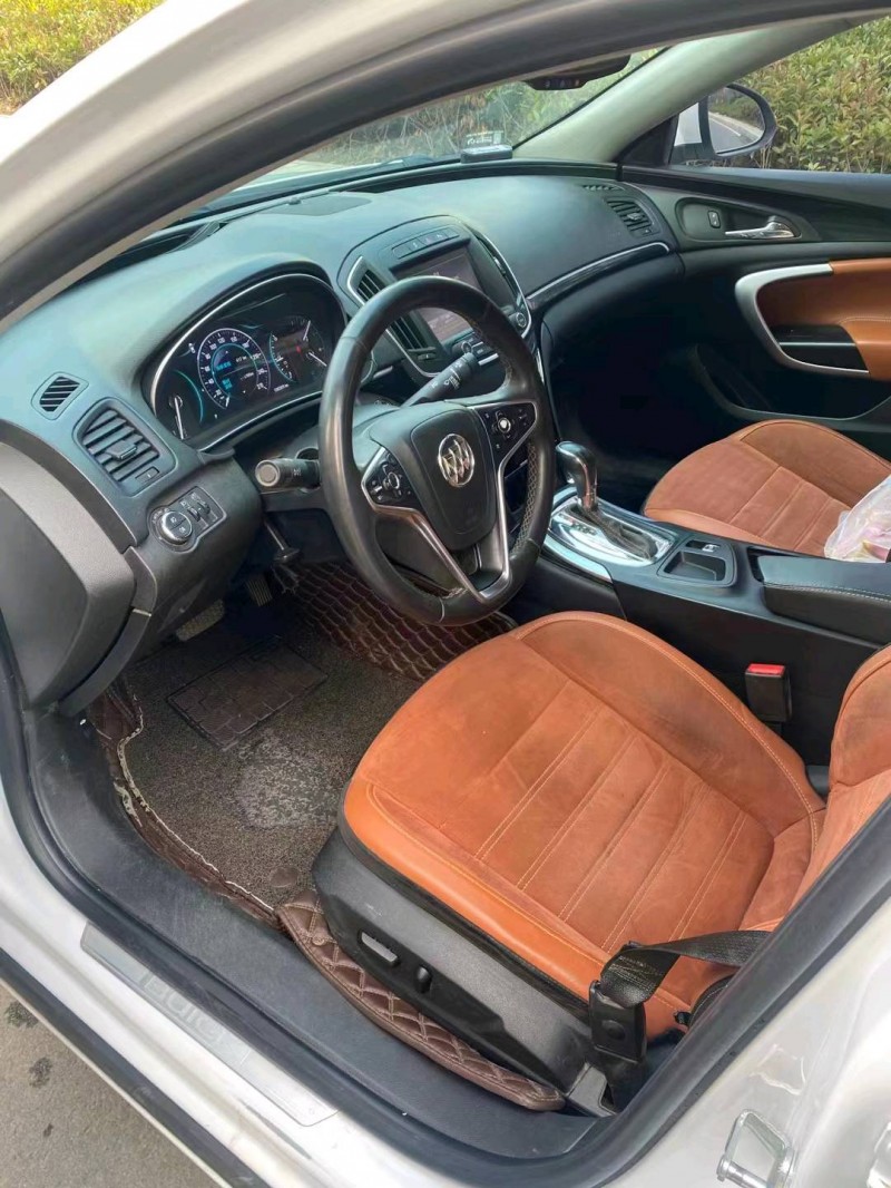 淮南17年别克君威5