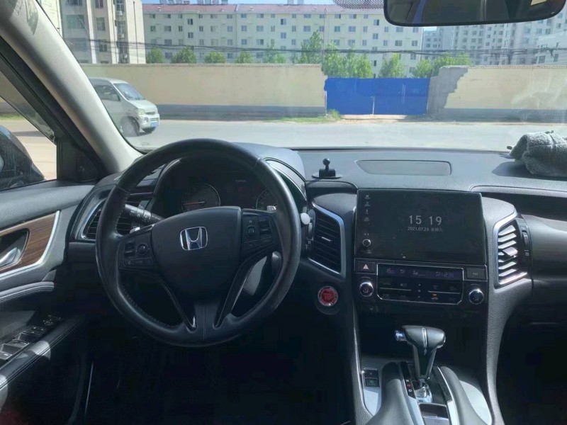枣庄18年本田冠道5