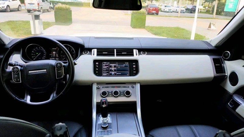 邯郸14年路虎揽胜运动4