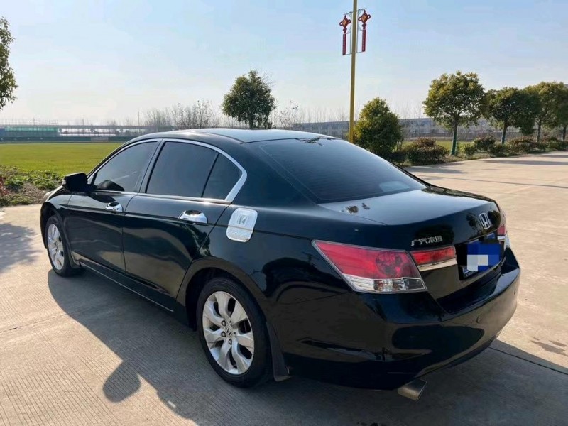 盐城12年本田雅阁5